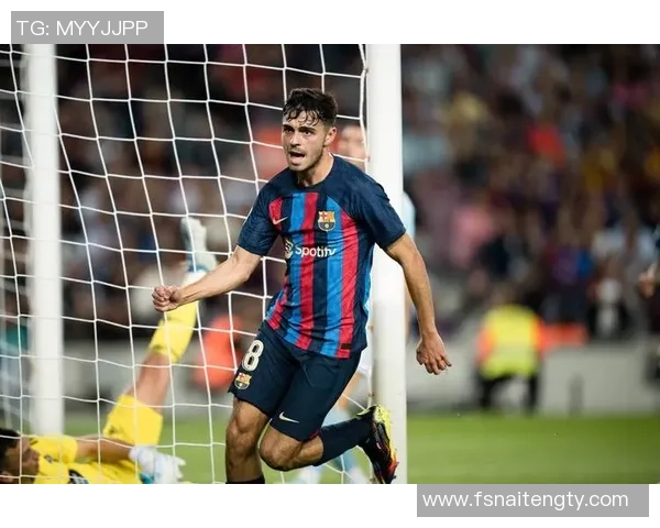 当前足球左前锋位置的顶级球星及其表现分析 当前足球左前锋位置的顶级球星及其表现分析