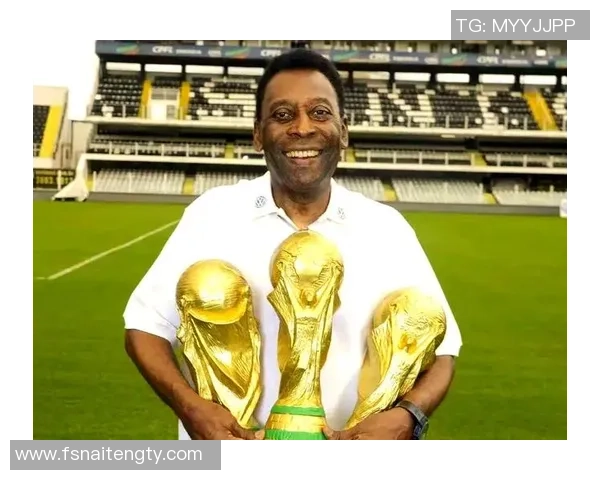 秃顶足球明星逆袭绿茵场展现力量与智慧并书写传奇人生